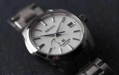 Grand Seiko Spring Drive 'Snowflake'_SBGA011 Dual Branding