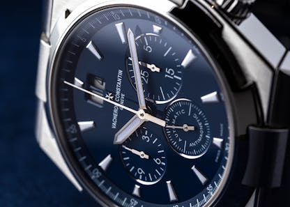 Vacheron Overseas Macro