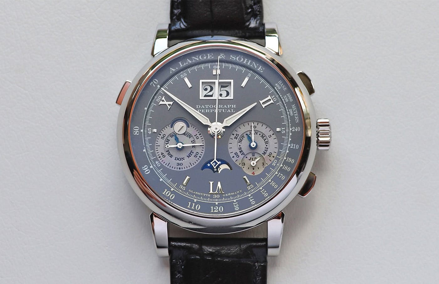 A lange and sohne hotsell datograph perpetual calendar chronograph