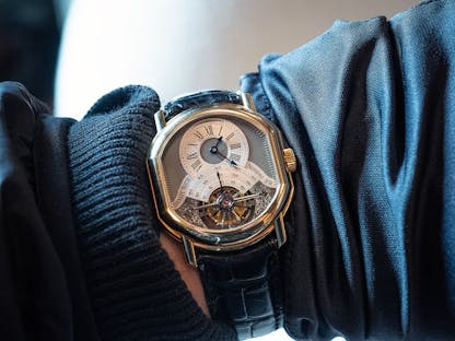 Vintage C187 Wristshot