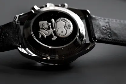 Omega Silver Snoopy II Caseback