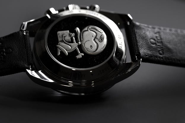 Omega Silver Snoopy II Caseback