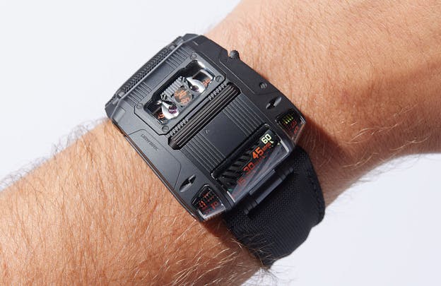 URWERK UR-111C