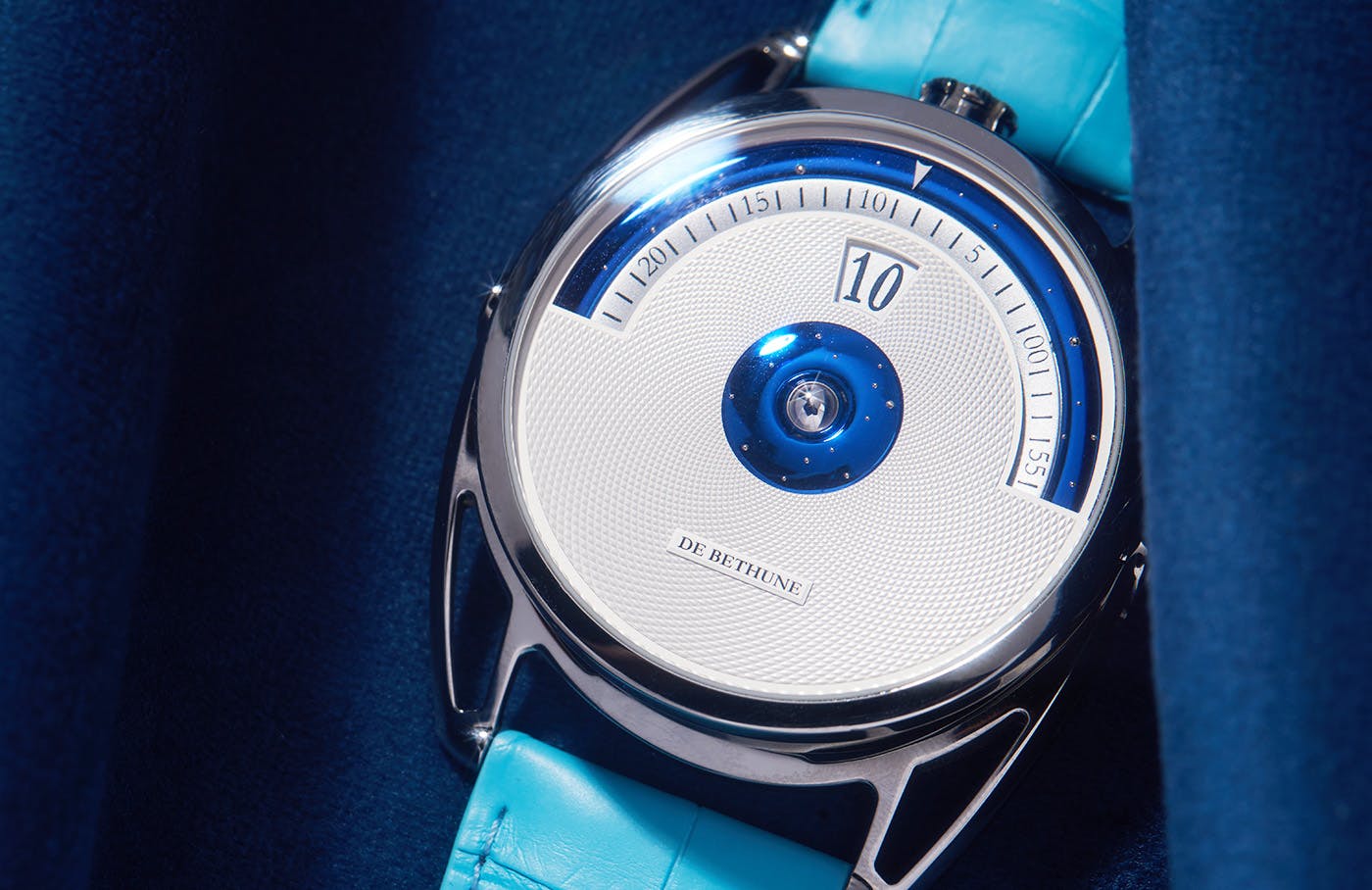 De Bethune DB28 Kind Of Blue Tourbillon: The Blues Have Never Been So  Joyful - Quill & Pad