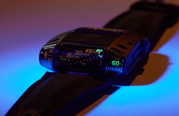 URWERK UR-111C