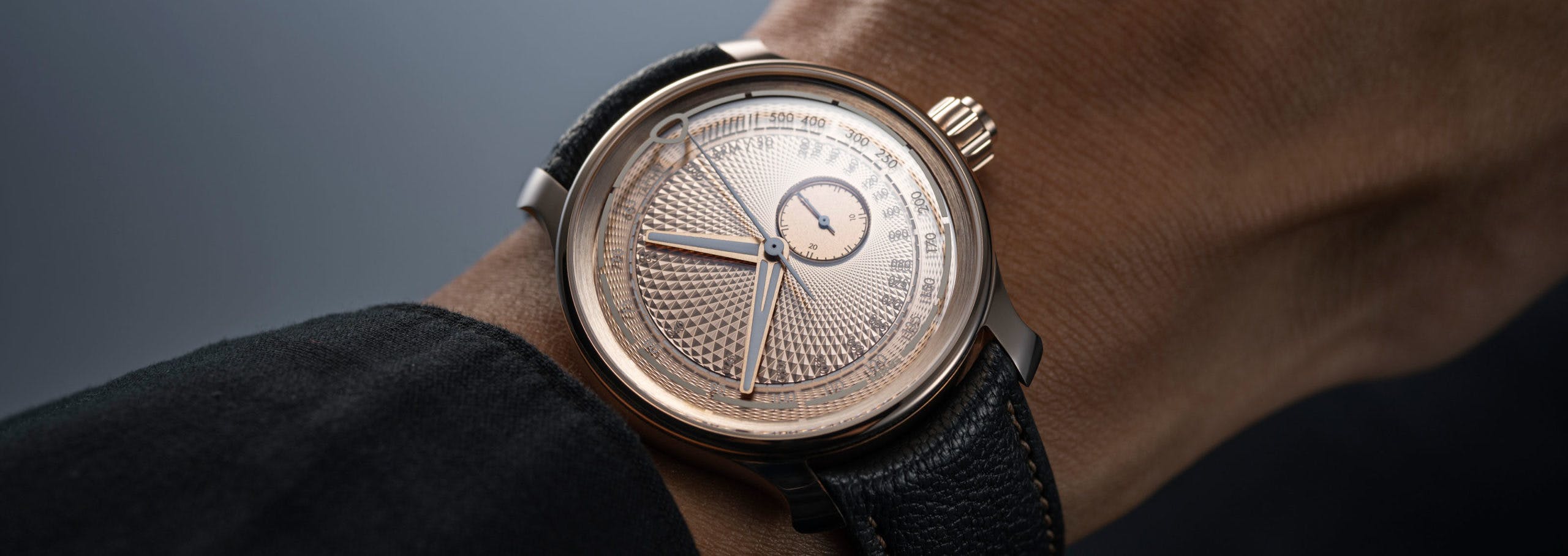 MING Goes Gold: The 37.04 RG Rose Gold Monopusher Chronograph