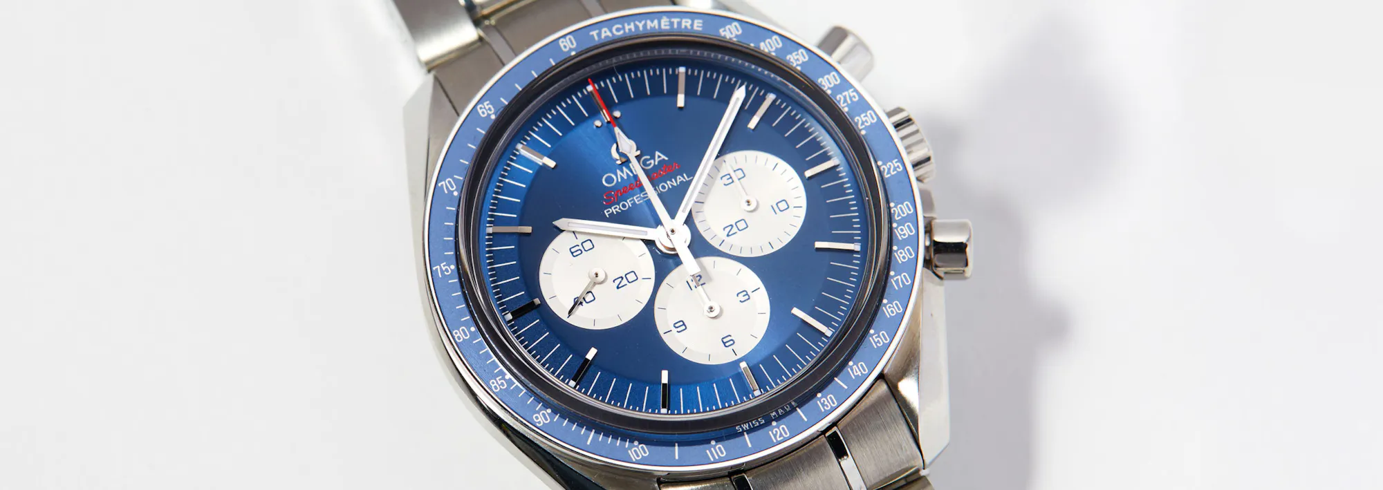 The Omega Speedmaster Tokyo 2020 Olympics Collection | 1916 display picture 2